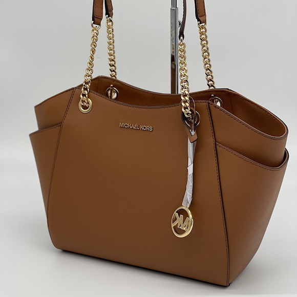 Michael Kors Handbags - Michael Kors JST LG Chain Shoulder Bag